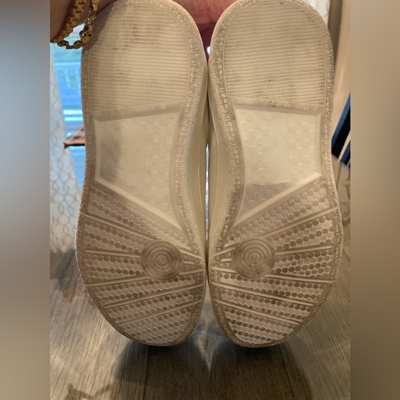 Niluber Size 6 Star Sneakers Low Top Comfortable Cushioned White Gold Sneakers - Picture 10 of 11